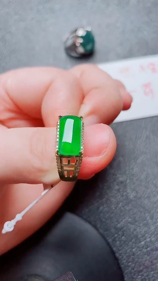 翡翠戒指银S925镶嵌翡翠