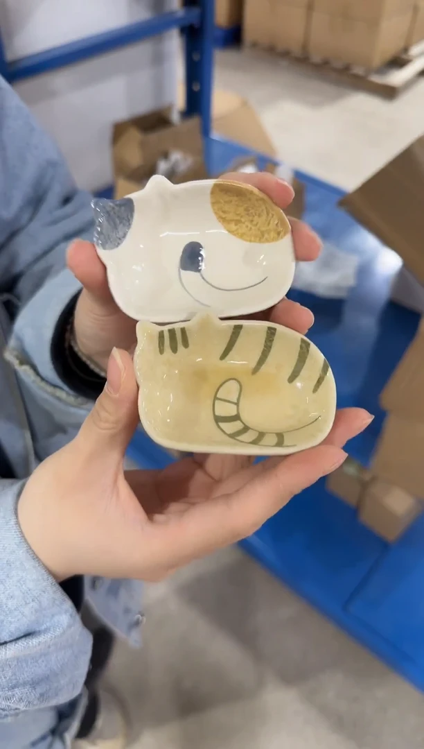 瓷片3寸三花和橘猫浅碟
