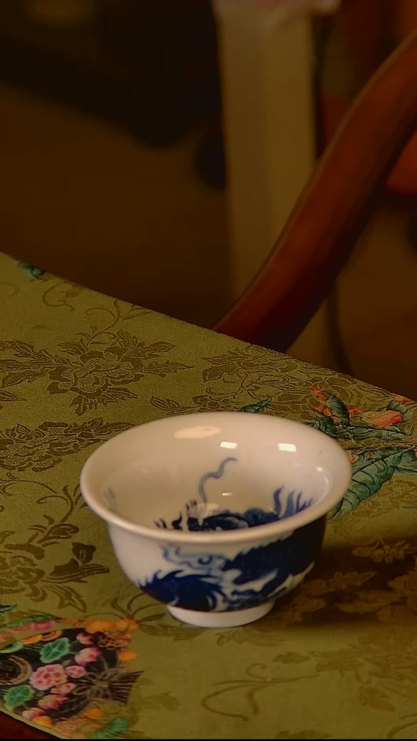 杯种**傅手工手绘杯杯很美丽