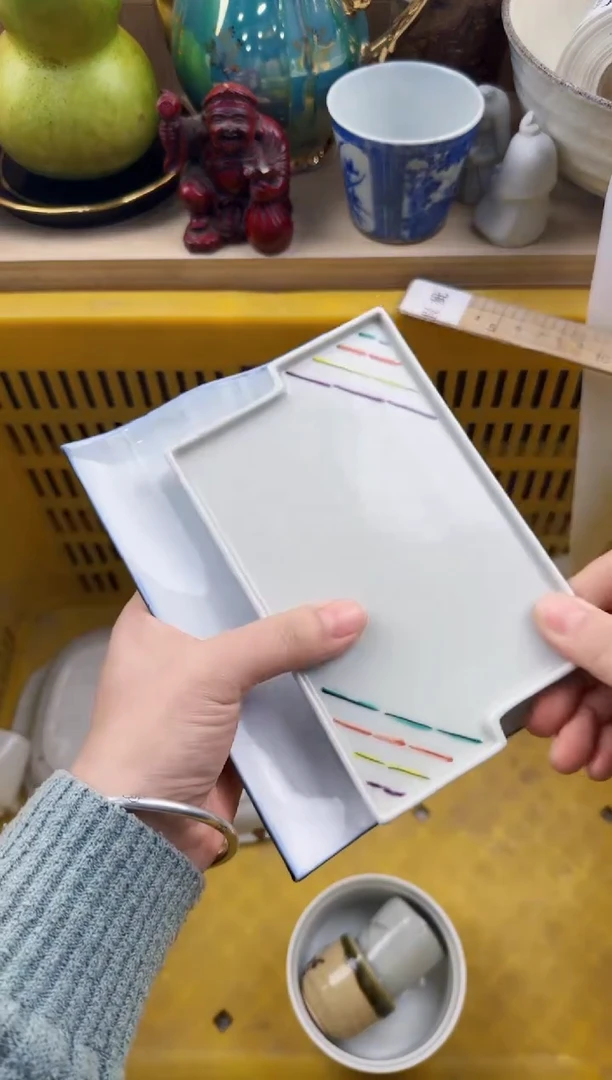 045回流瓷器，默认微瑕，18包邮