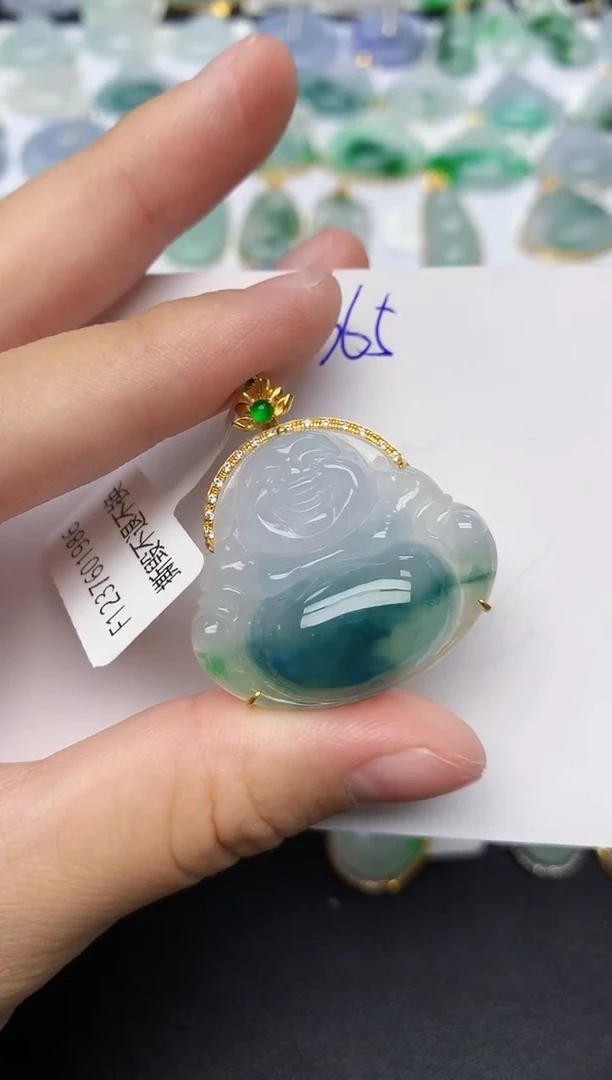 颈饰18K金镶嵌翡翠天然缅甸A货翡翠百元以上9元证书费自理