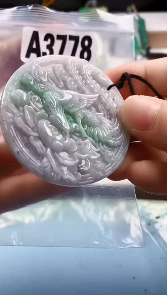 翡翠未镶嵌颈饰天然翡翠吊坠挂件
