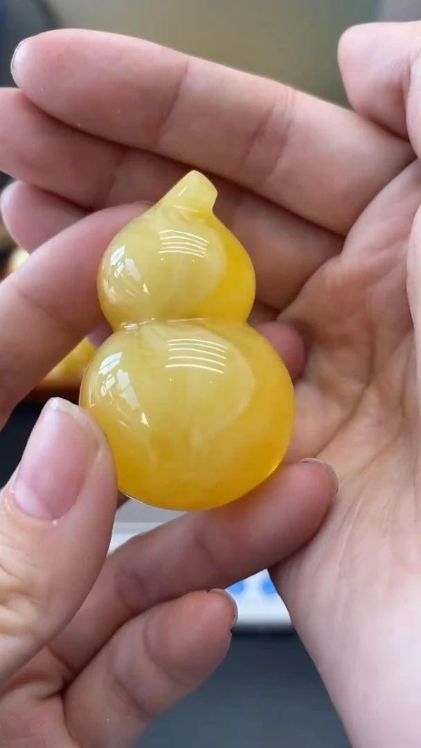 琥珀未镶嵌珠宝奇石2893