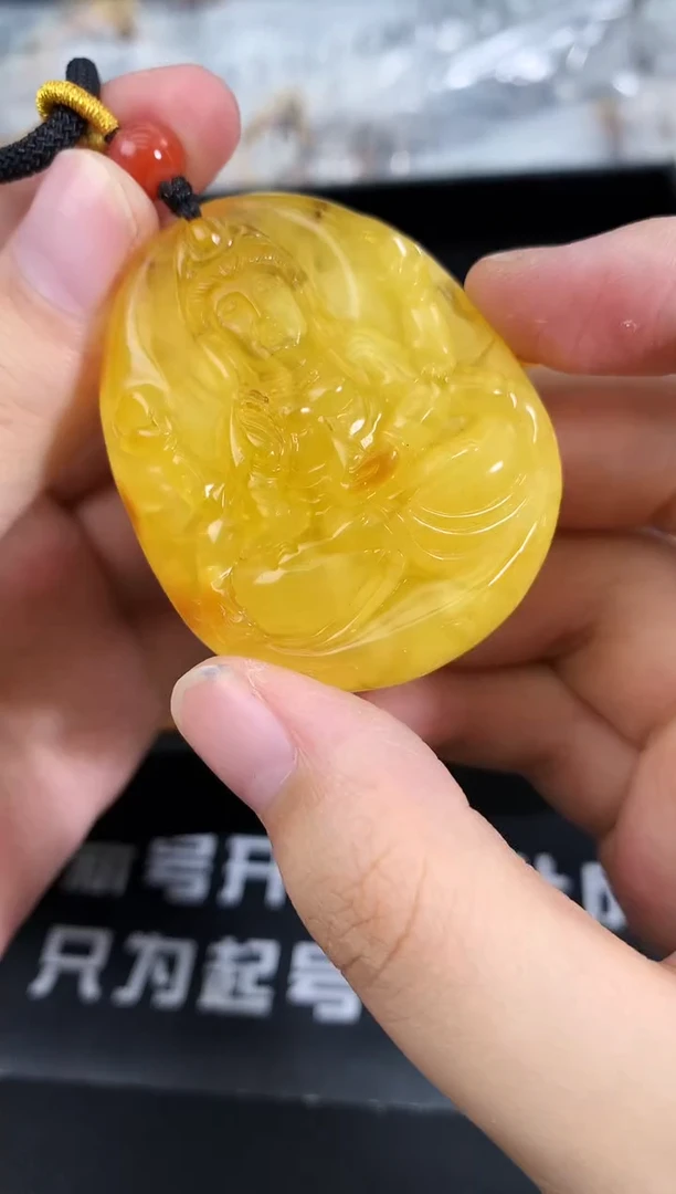 蜜蜡未镶嵌珠宝奇石46