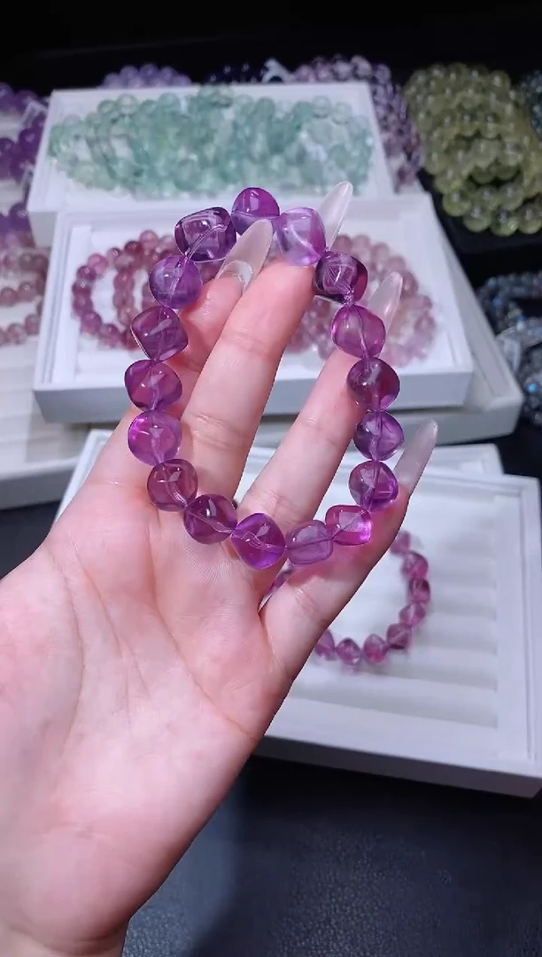 手链未镶嵌萤石75.9魔鬼紫萤石手串 多样性发其一