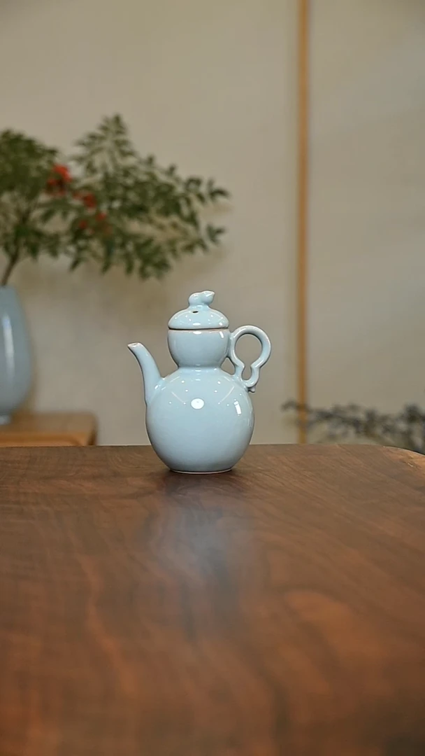 酒壶 天青 微瑕 朱家汝窑款