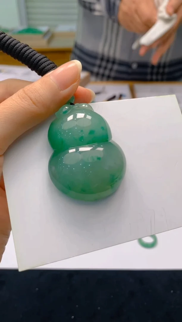 【闪购商品】石英质玉颈饰未镶嵌238