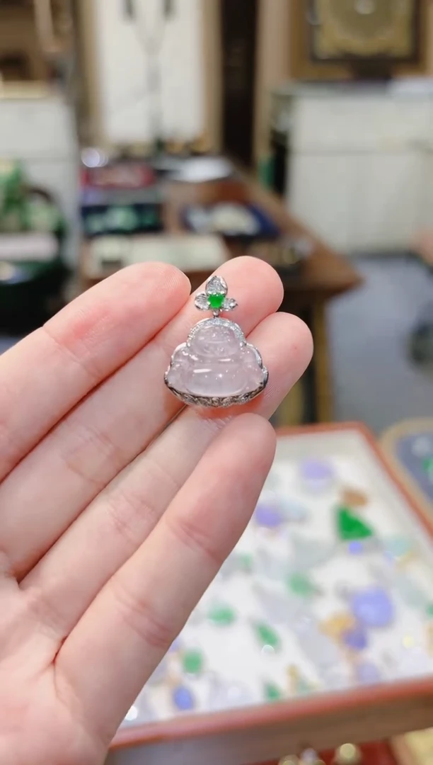 【闪购商品】翡翠颈饰18K金镶嵌白佛公翡翠吊坠