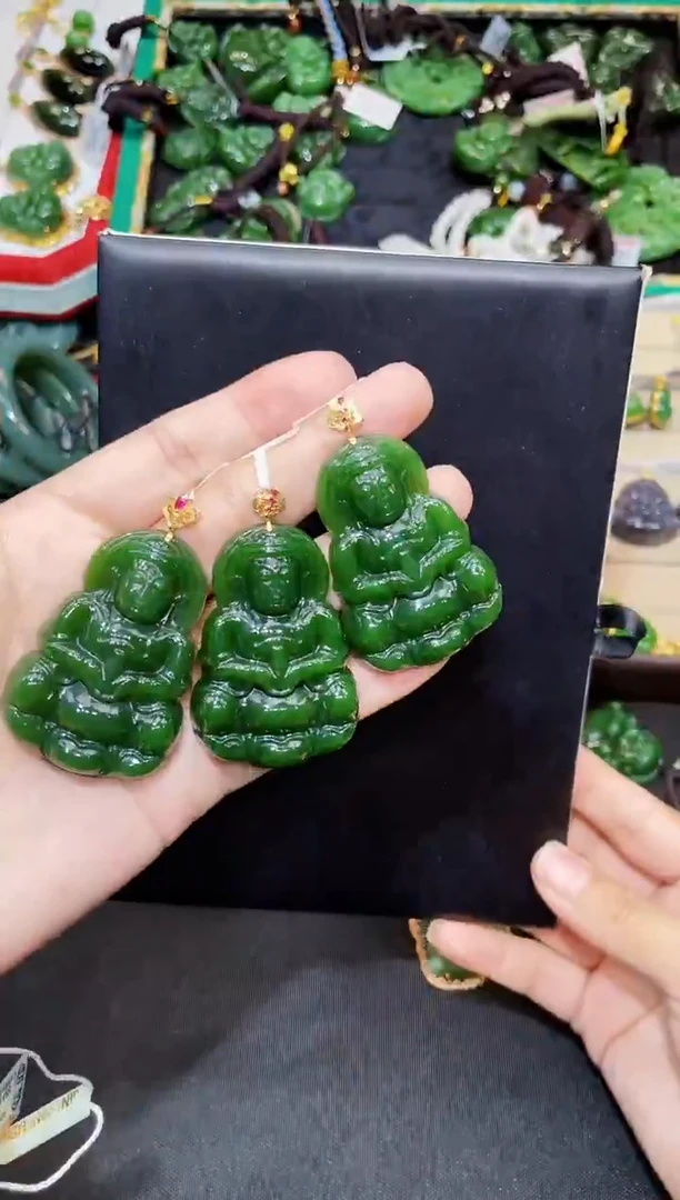 和田玉18K金镶嵌吊坠(赠链)50MM 多样性发一