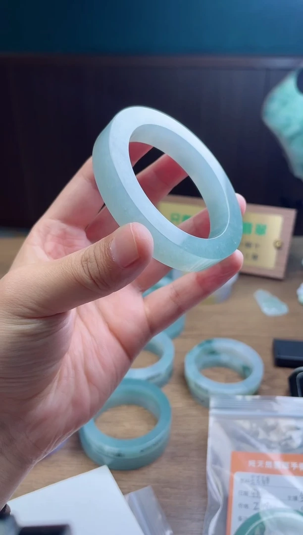 未镶嵌手镯定制翡翠3**2定制