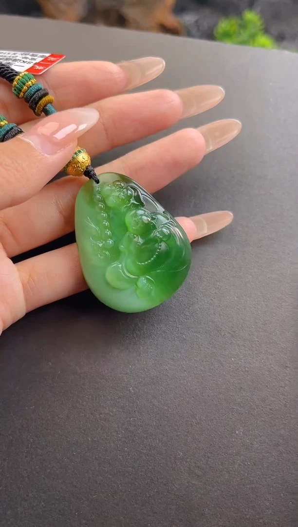 和田玉18K金镶嵌吊坠(赠链)碧玉猫眼逍遥佛