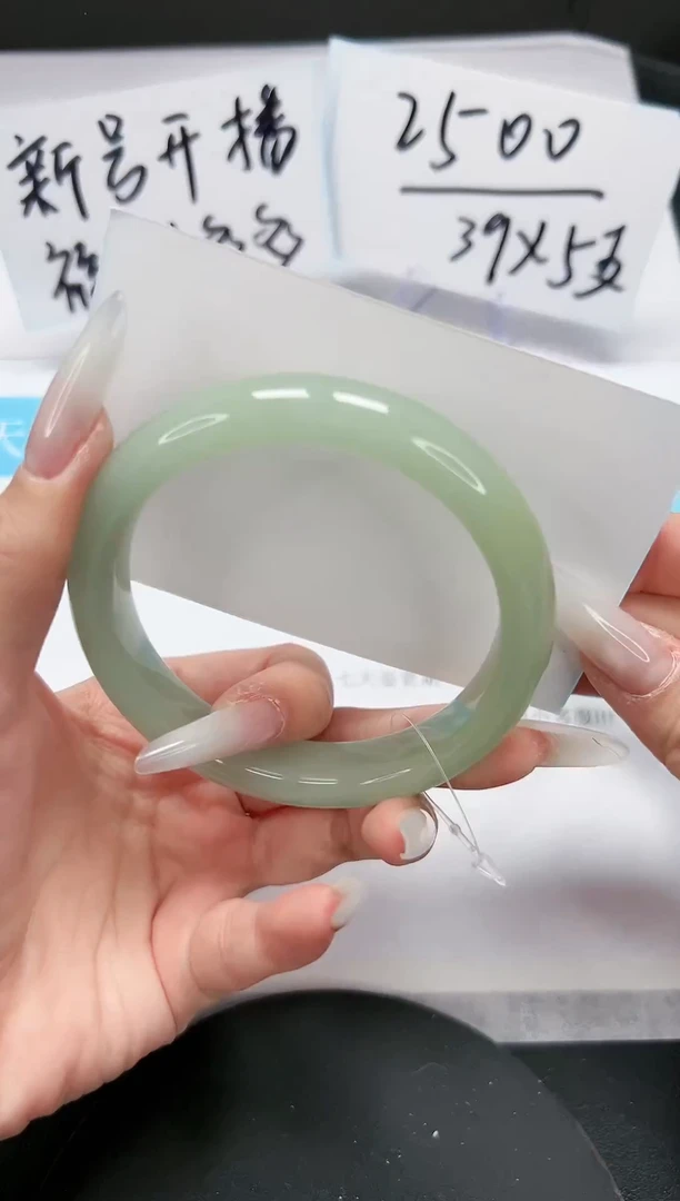 【闪购商品】石英质玉手链未镶嵌A54-61-62