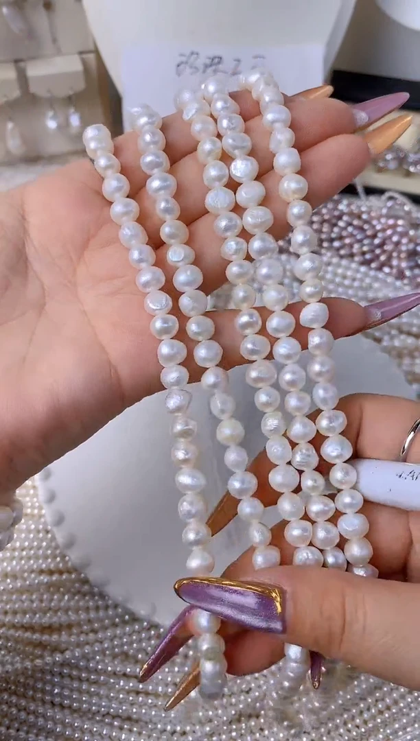 【闪购商品】淡水珍珠颈饰未镶嵌W21