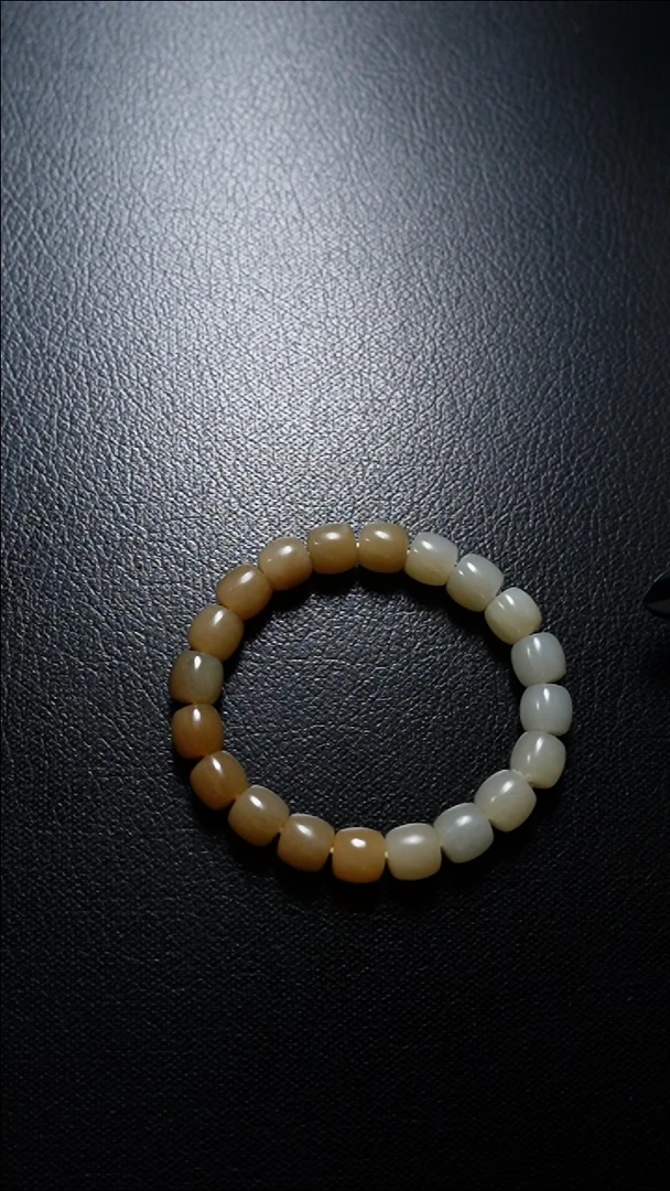 【闪购商品】和田玉颈饰未镶嵌手串