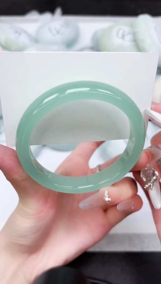 石英质玉手镯未镶嵌47-62.1