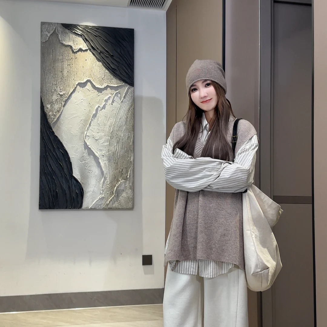 AMAZING IN | 1oo%绵羊毛 |280g针织V领马甲A250908-AI59CSW26609