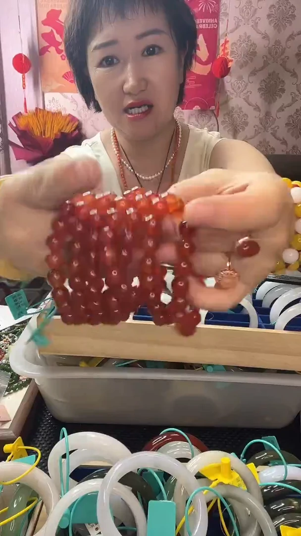 南红玛瑙手串未镶嵌玛瑙手串