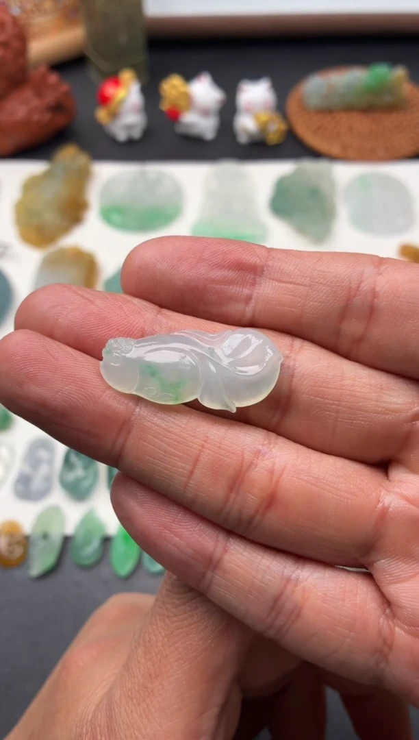 未镶嵌定制翡翠翡翠