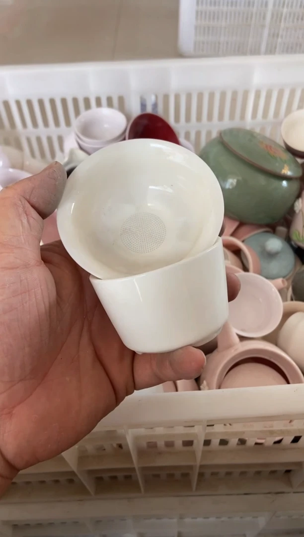 杯无运费险有瑕疵的摄影的产品有使用过的痕迹有点脏介意勿拍