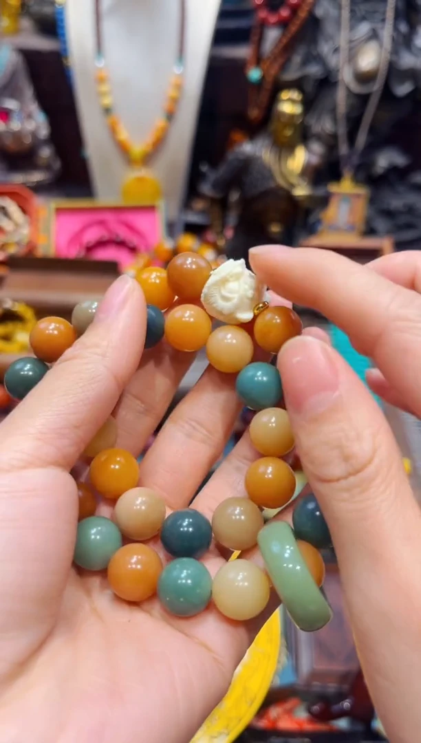 【闪购商品】蜜蜡裸石未镶嵌欣妹专属精选链接c324