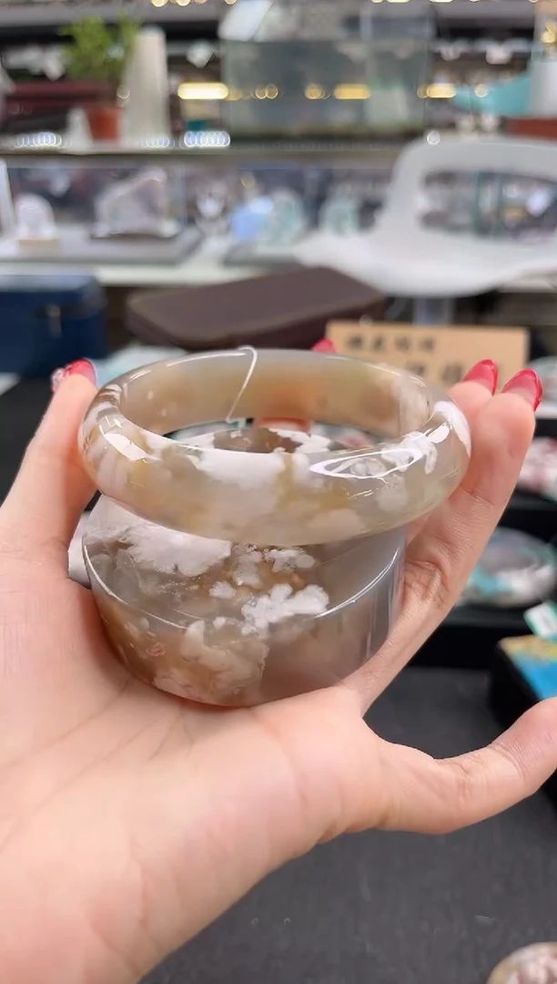 未镶嵌手镯石英质玉66圈口（赠品镯心）6668002