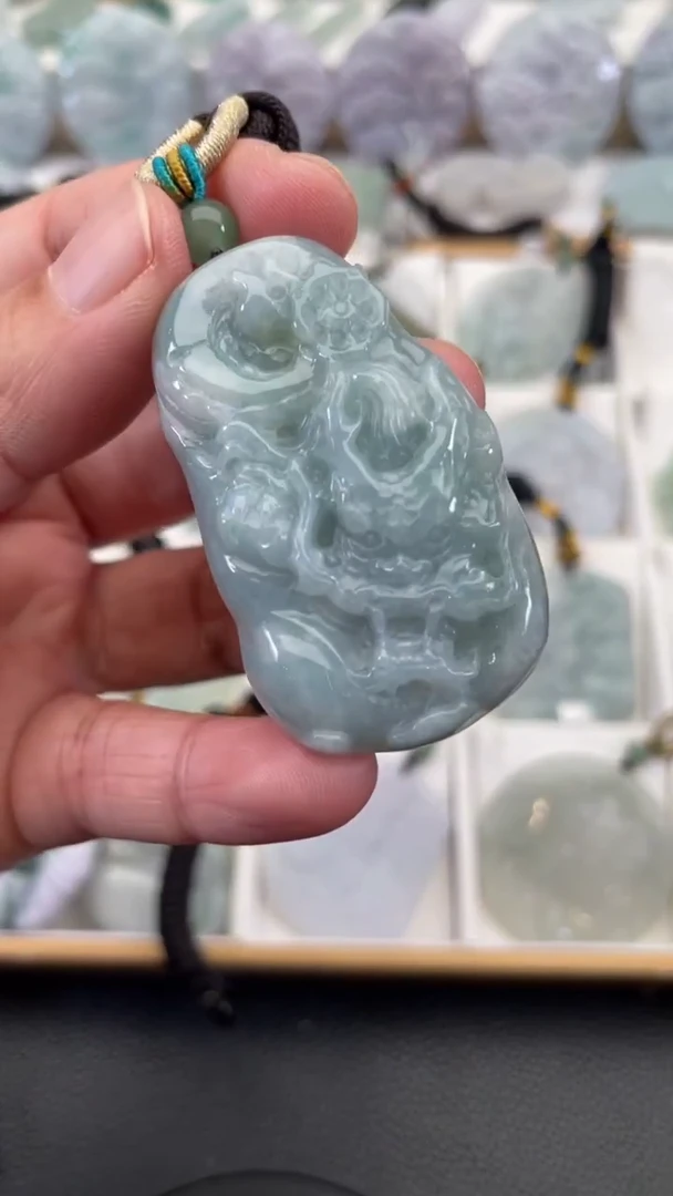 颈饰未镶嵌翡翠天然缅甸翡翠A货44