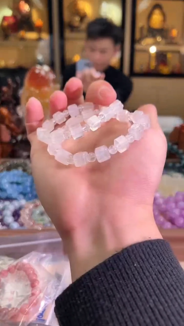 未镶嵌手串水晶8.4mm+蓝针方糖（多样性发一）