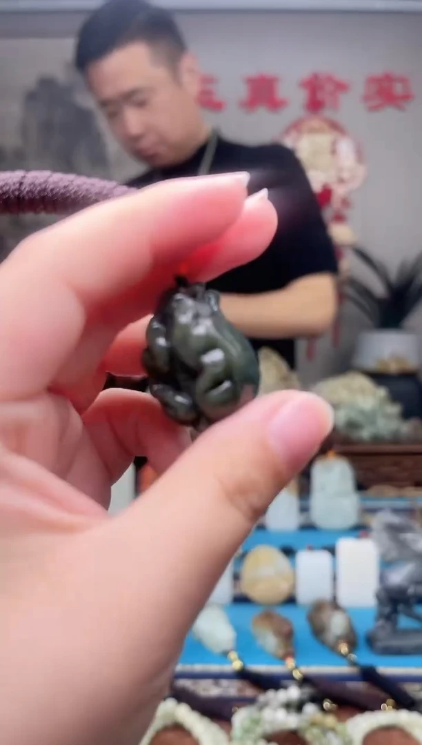 和田玉未镶嵌挂件1