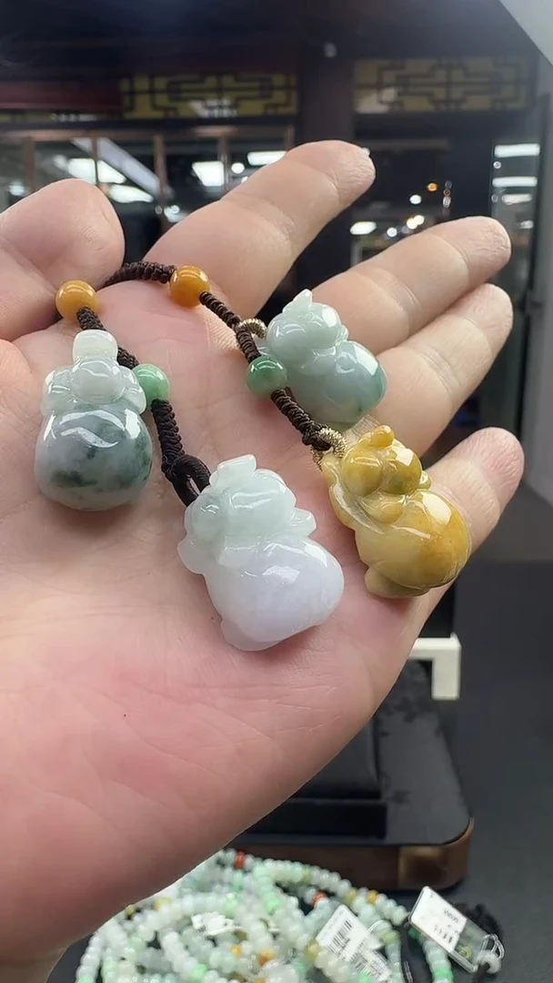 未镶嵌挂件翡翠小猪多样性发其一