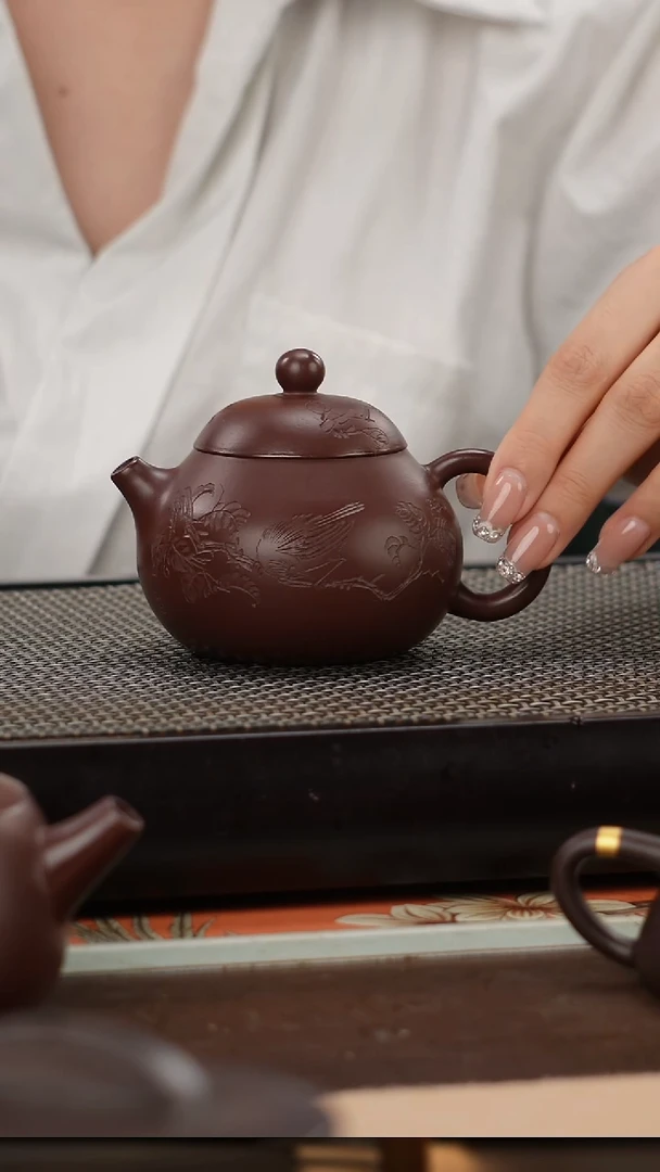茶壶紫砂紫袍玉砂精工刻绘文旦150cc