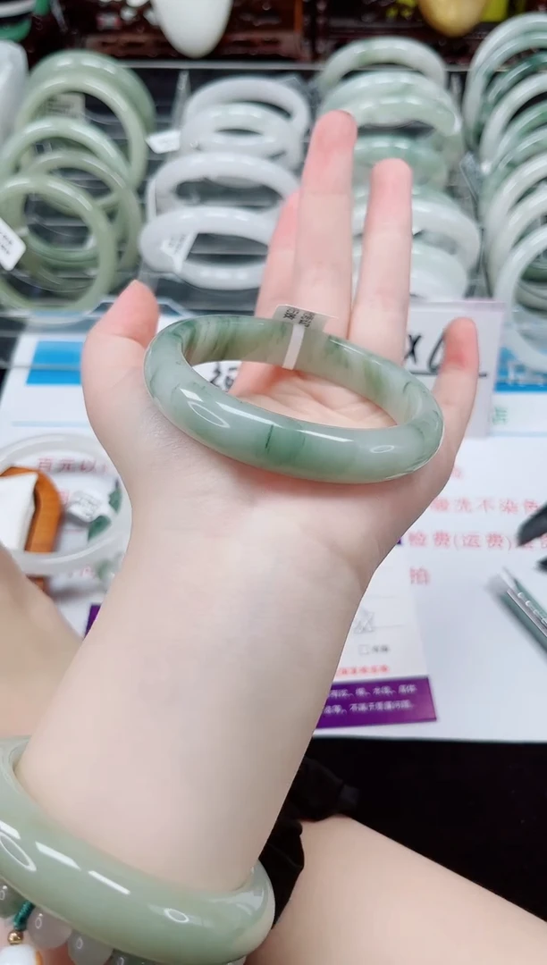 未镶嵌手镯石英质玉44-57/58