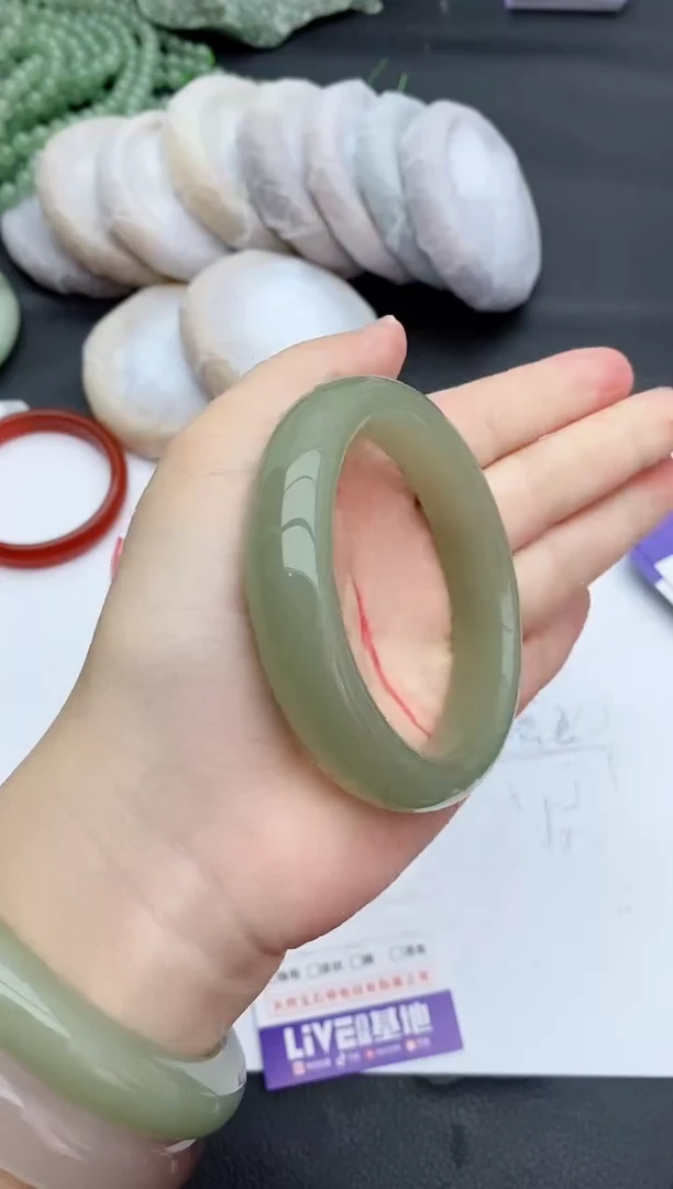 未镶嵌手镯石英质玉81+57/58