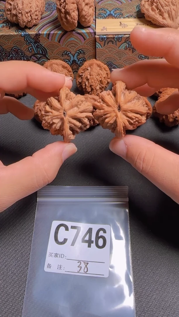 吊坠文玩核桃38麦虎746