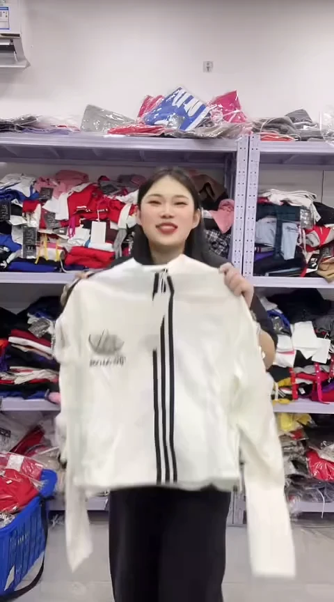 闪电购精品福利女装 580 s