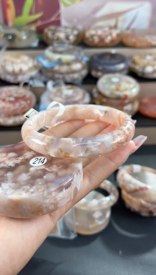 未镶嵌手镯石英质玉62