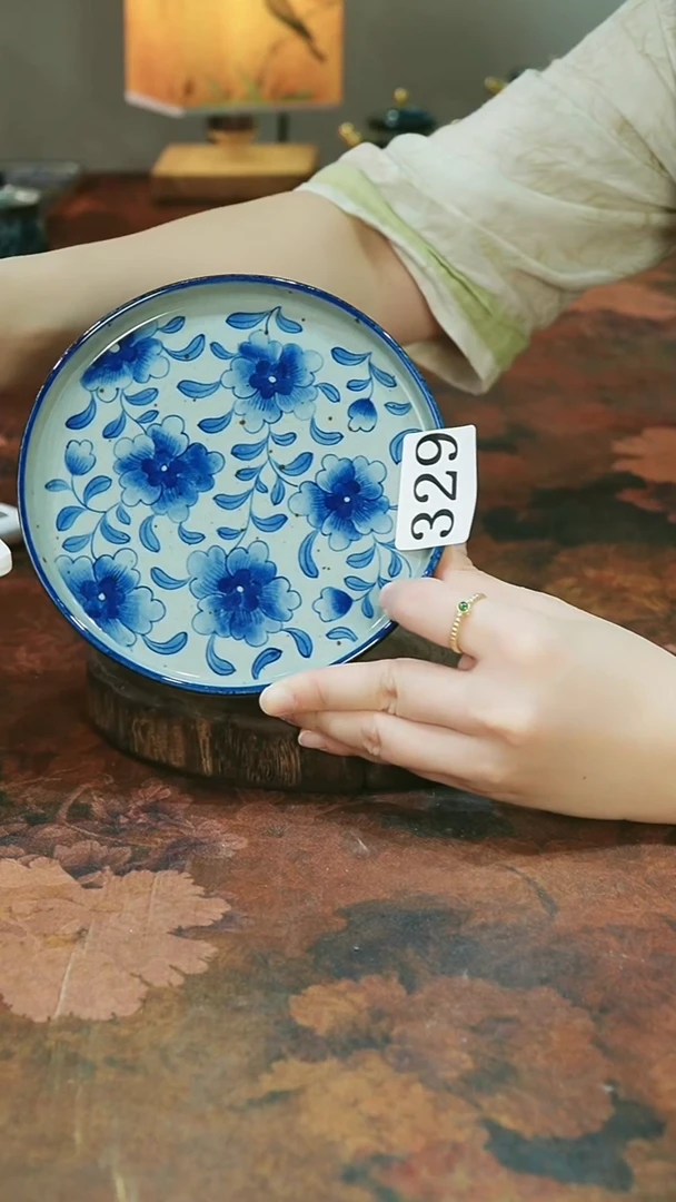 茶碗............329