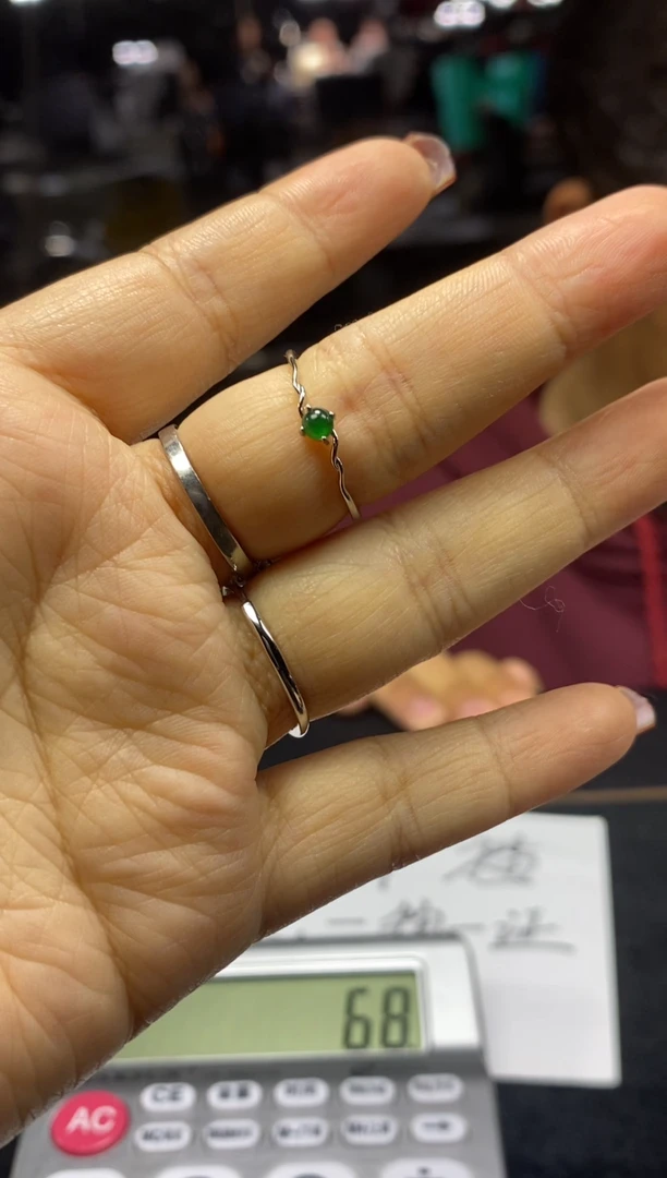 【闪购商品】翡翠戒指未镶嵌天然翡翠A货69
