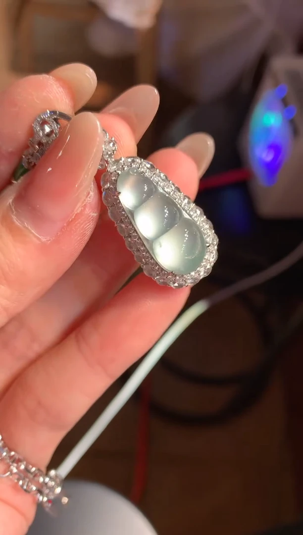 吊坠(不含链)18K金镶嵌翡翠溪****⁷76-豆子（不含链扣