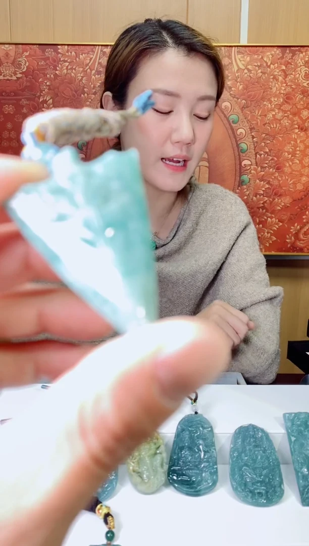 【闪购商品】翡翠颈饰未镶嵌翡翠