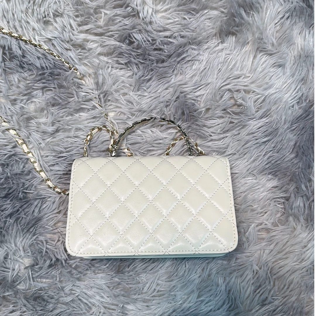 时尚百搭真皮女包 想钻 手提 白色  0280