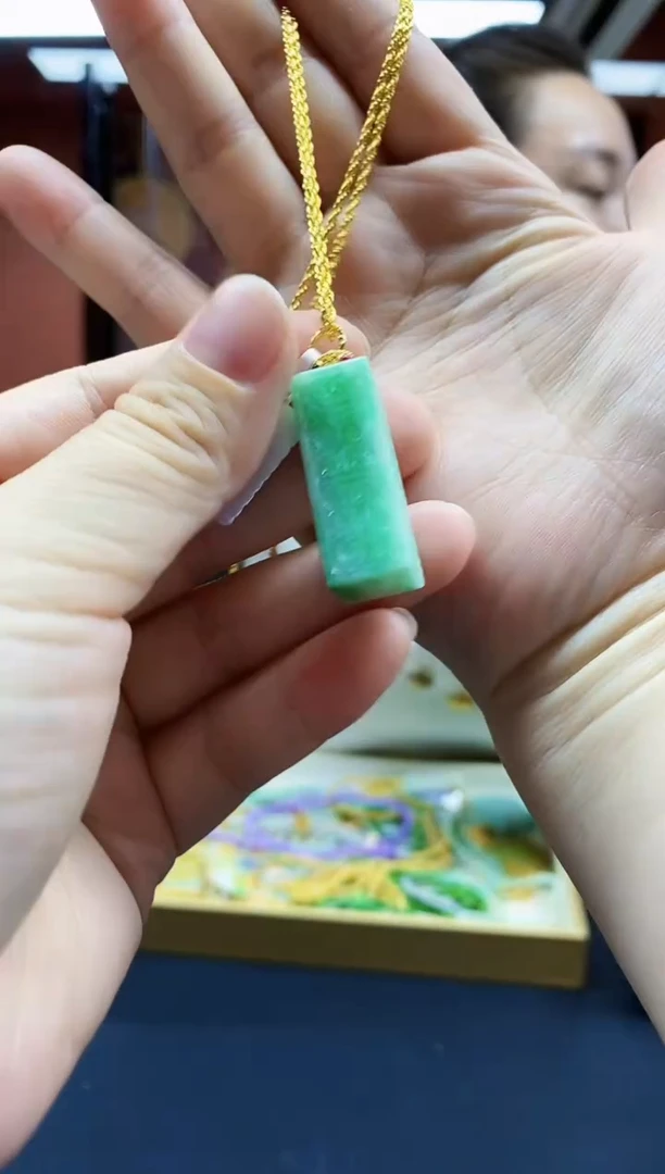 颈饰未镶嵌翡翠翡翠吊坠