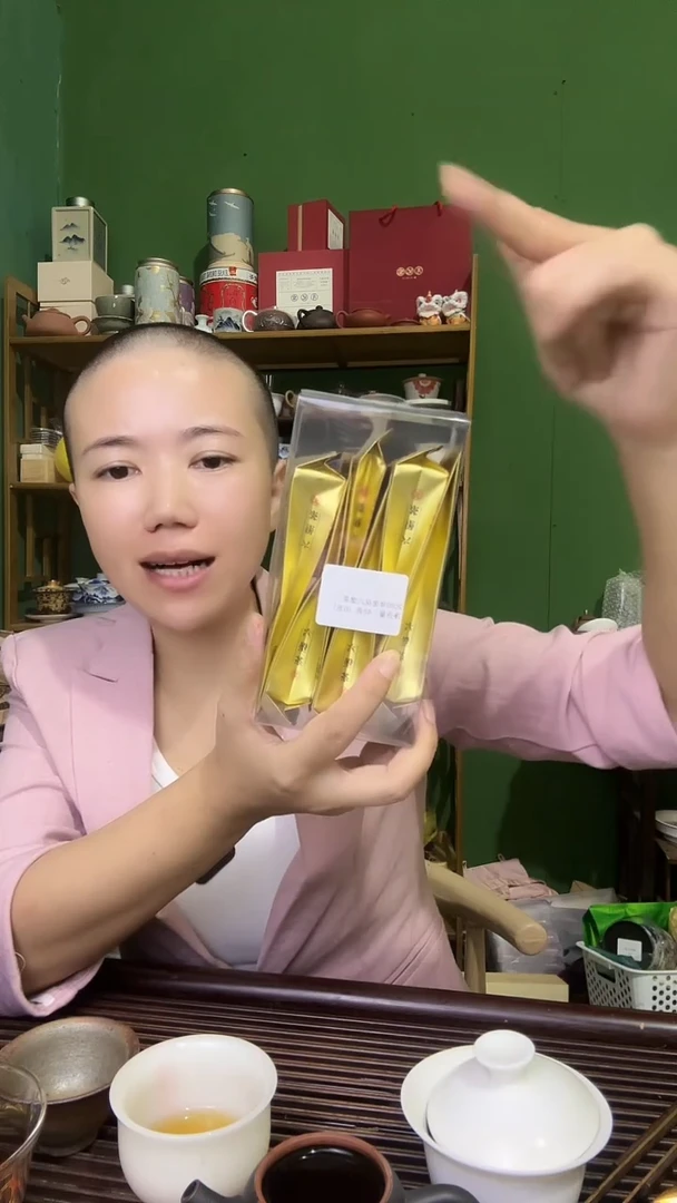 彩选单品2010金花六堡茶6泡