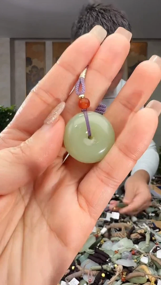 颈饰未镶嵌和田玉拍一发一多样性发货