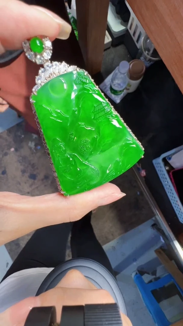 未镶嵌定制翡翠翡翠A货有轻微色差属于正常现象，山水多样性发货1