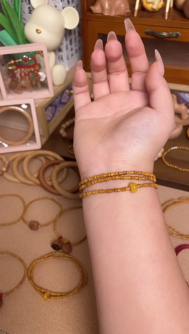 三圈竹节素款加黄跑环一物一拍