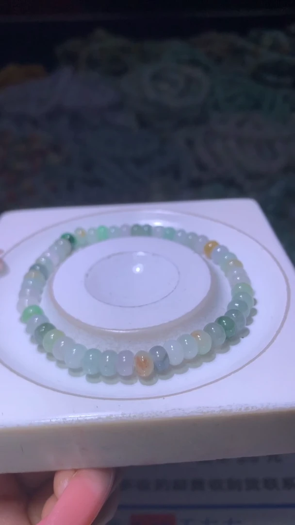 翡翠未镶嵌颈饰洛*三MXX028226