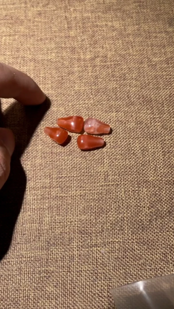 【闪购商品】南红玛瑙三通未镶嵌15240630-136多样性发货发其一