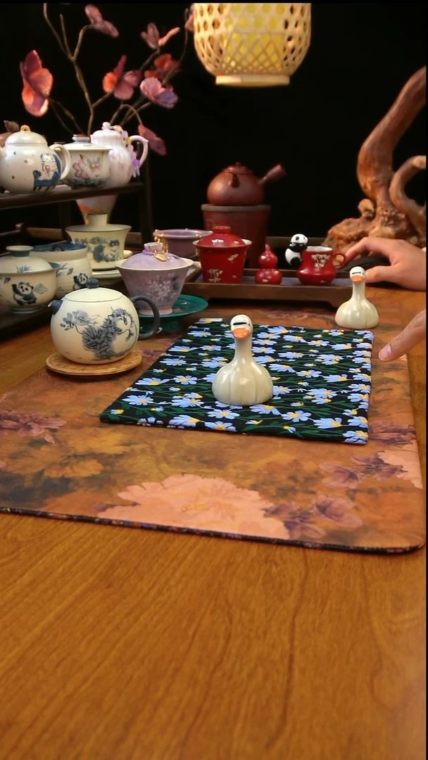 专做手绘和手工茶具的直播间