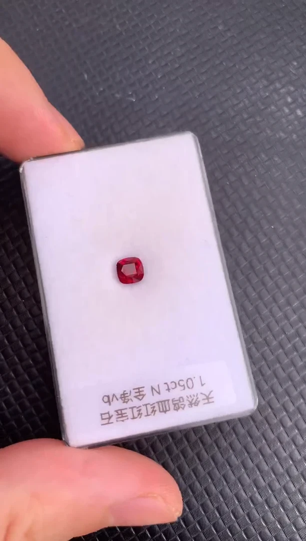 裸石红宝石天然无烧鸽血红红宝石