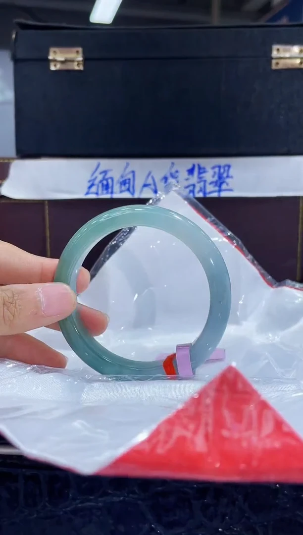 未镶嵌手镯翡翠20